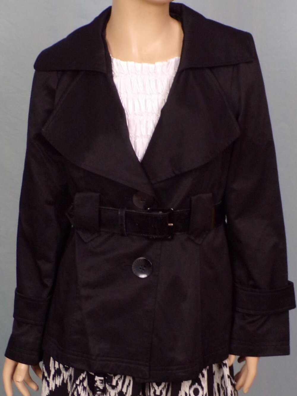 COPPER KEY size 7/8 (???) black belted blazer cotton/polyester machine washable